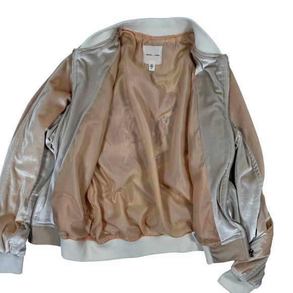 Silence + Noise Mermaid Embroidered Velour Bomber Jacket Women’s M - Picture 3 of 9